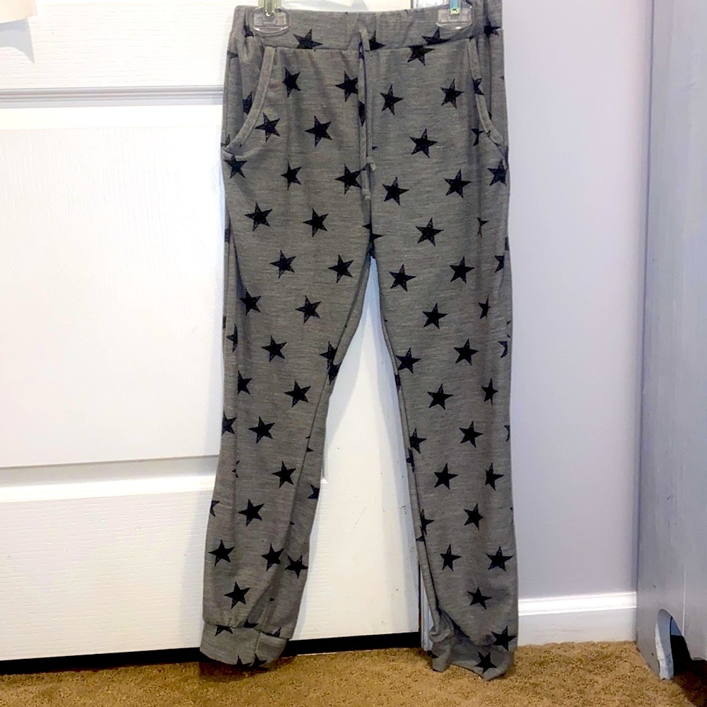 STAR PATTERN JOGGERS